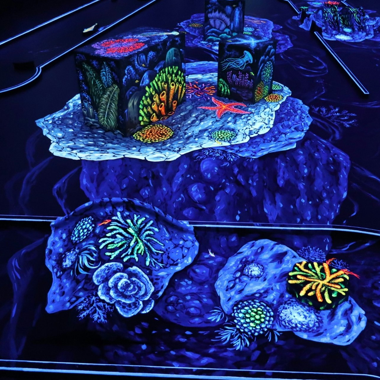 3D Blacklight Minigolf Dubai - Photo 1 of 3